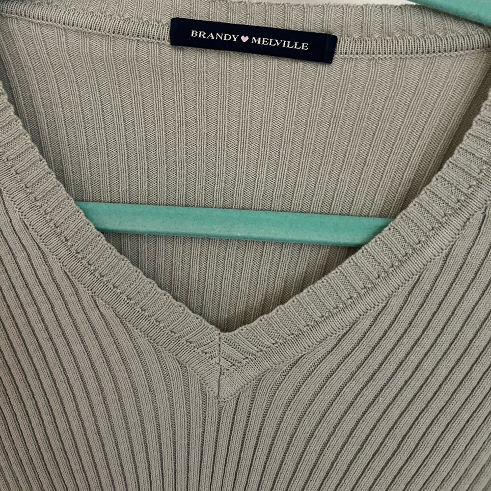 Brandy Melville light green long sleeve top size small, new condition